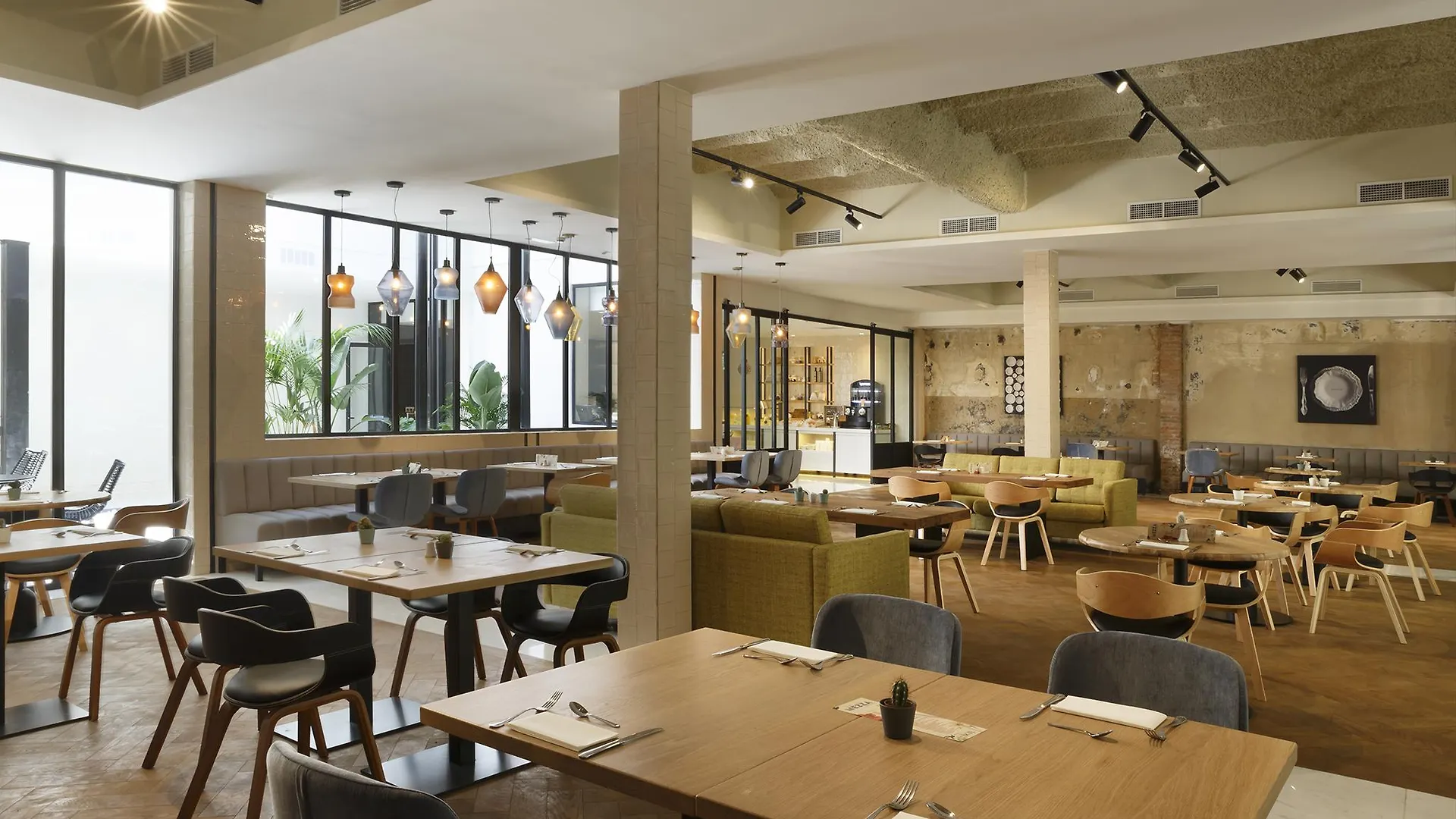 Icon Bcn Hotell Barcelona 4*,  Spanien